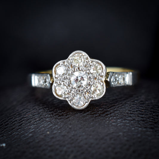 Bague antique en or 18 carats et platine en grappe de diamants Daisy