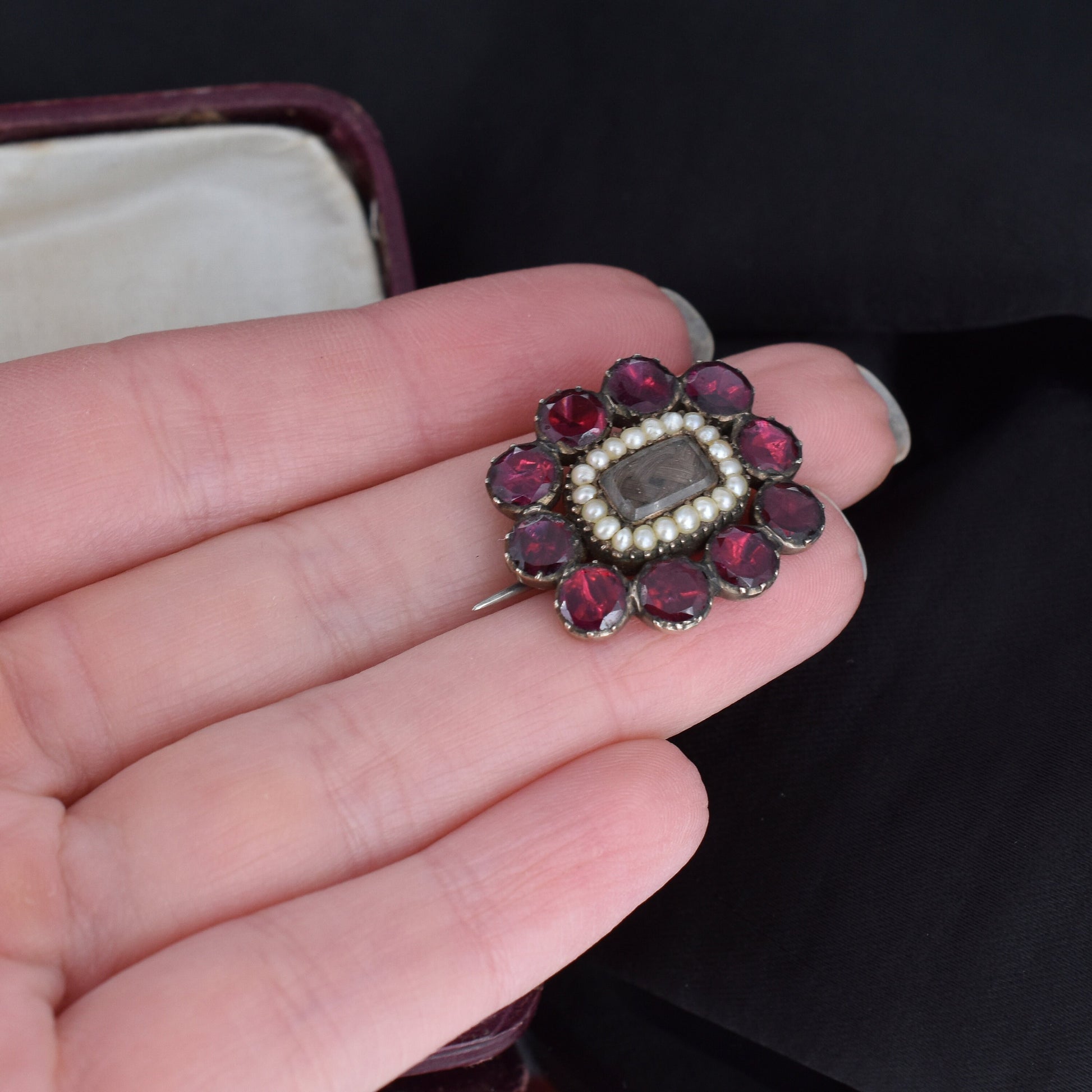 Antique Georgian Flat Cut Garnet Seed Pearl Gold Lace Pin Brooch