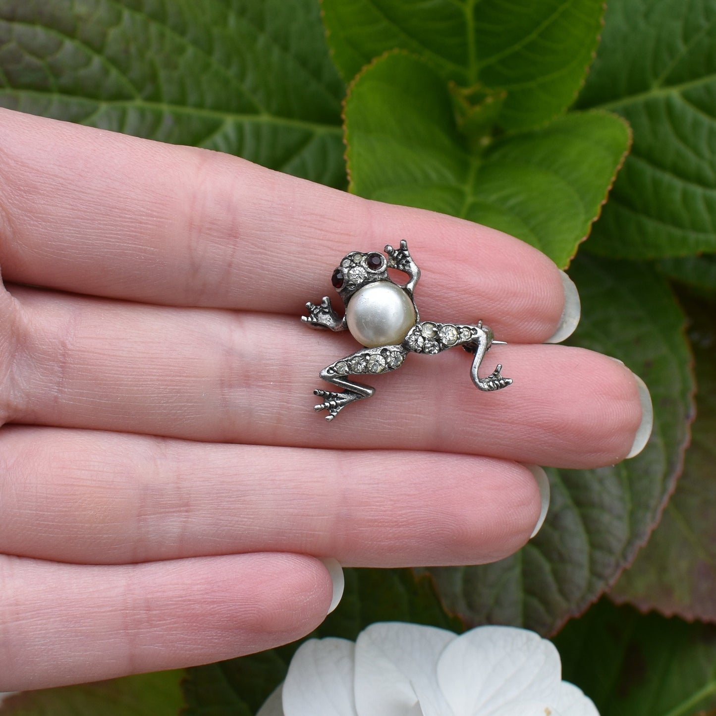 Vintage Paste and Pearl Silver Frog Brooch | Art Deco