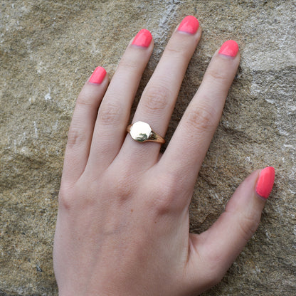 Vintage 9ct Gold Plain Octagon Signet Ring