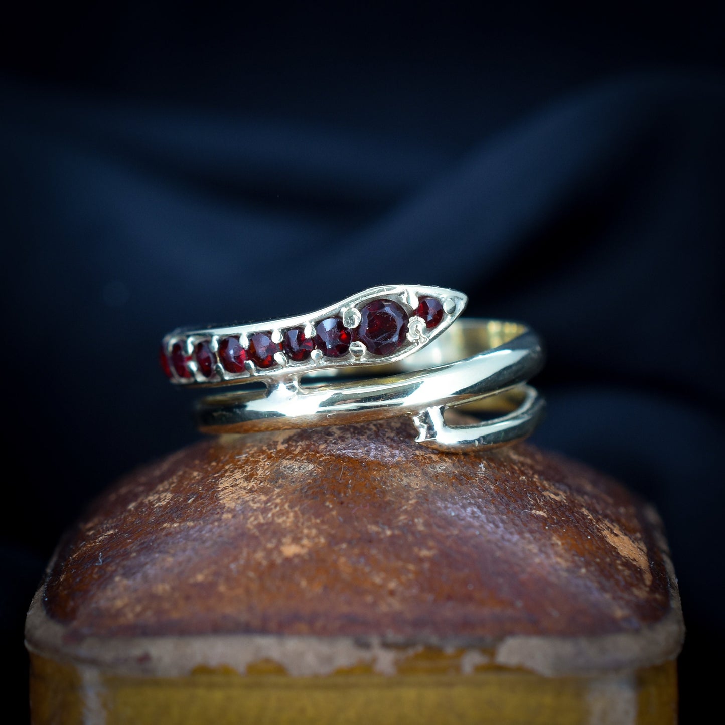 Vintage Austrian Garnet Snake Serpent 14ct Yellow Gold Band Ring