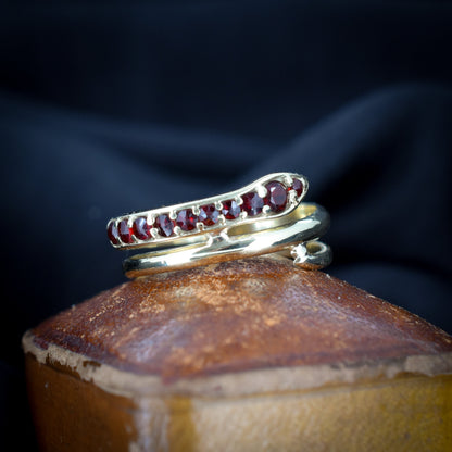 Vintage Austrian Garnet Snake Serpent 14ct Yellow Gold Band Ring