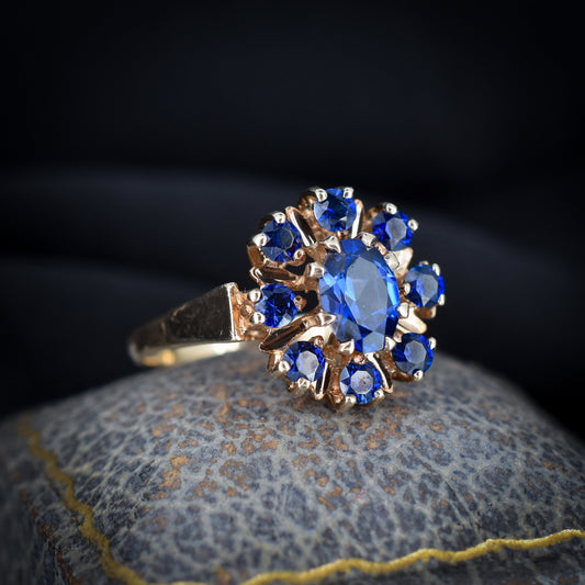 Vintage Blue Sapphire Oval Cluster 9ct 9K Yellow Gold Ring