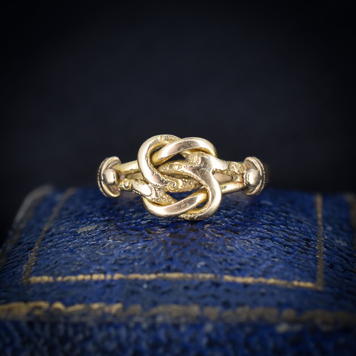 Antique Victorian Lovers Knot 18ct Yellow Gold Ring | Dated 1900