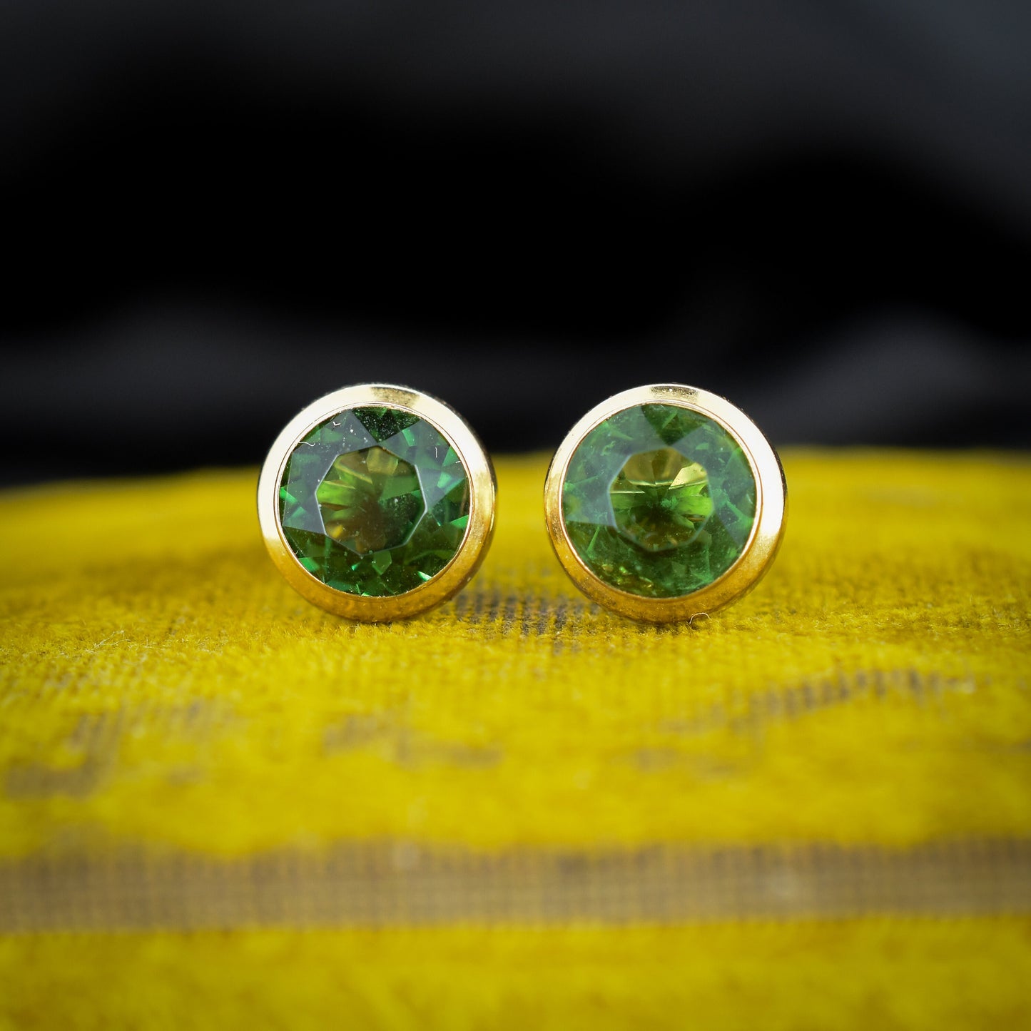 Vintage Round Green Paste 9ct Gold Stud Earrings