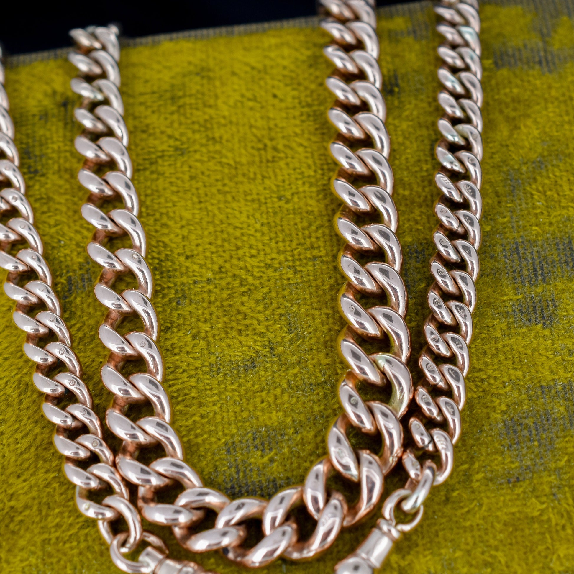 Antique 9ct Gold Graduated Double Dog Clip Curb Link Chain Necklace 19"