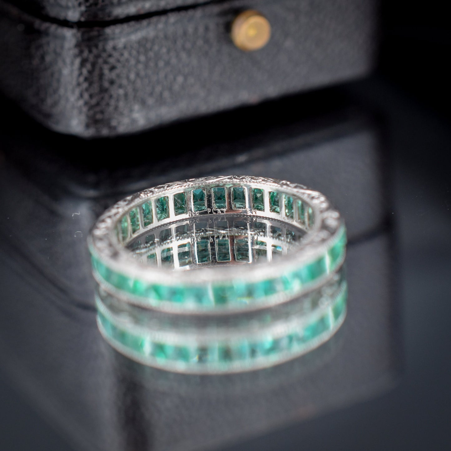 Art Deco Style 1.1ct Emerald Platinum Full Eternity Wedding Band Ring