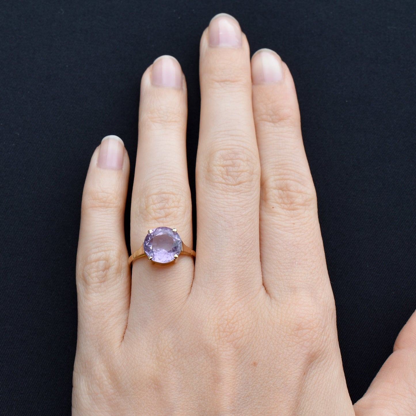 Vintage Round Cut Large Amethyst Solitaire Gold Cocktail Ring