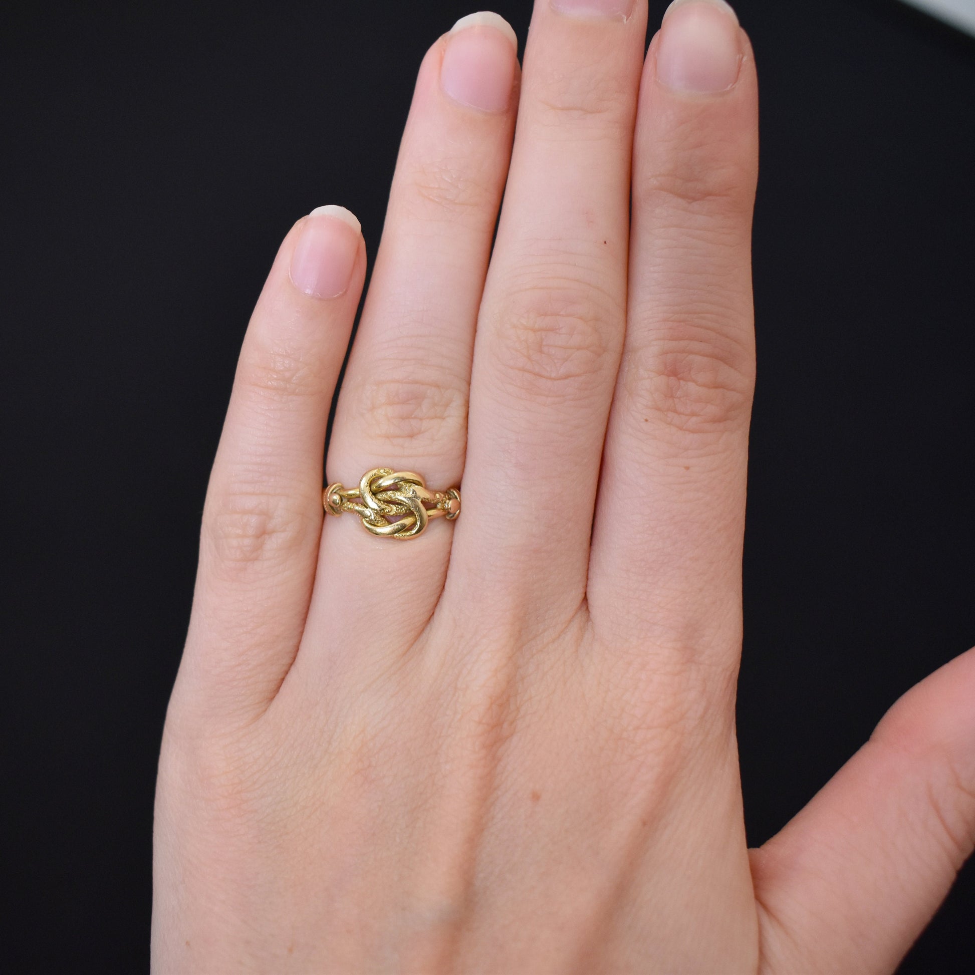 Antique Victorian Lovers Knot 18ct Yellow Gold Ring | Dated 1900