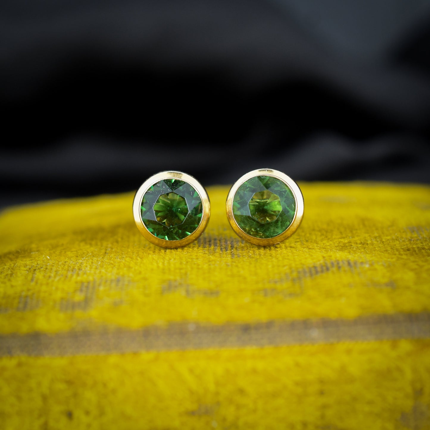 Vintage Round Green Paste 9ct Gold Stud Earrings