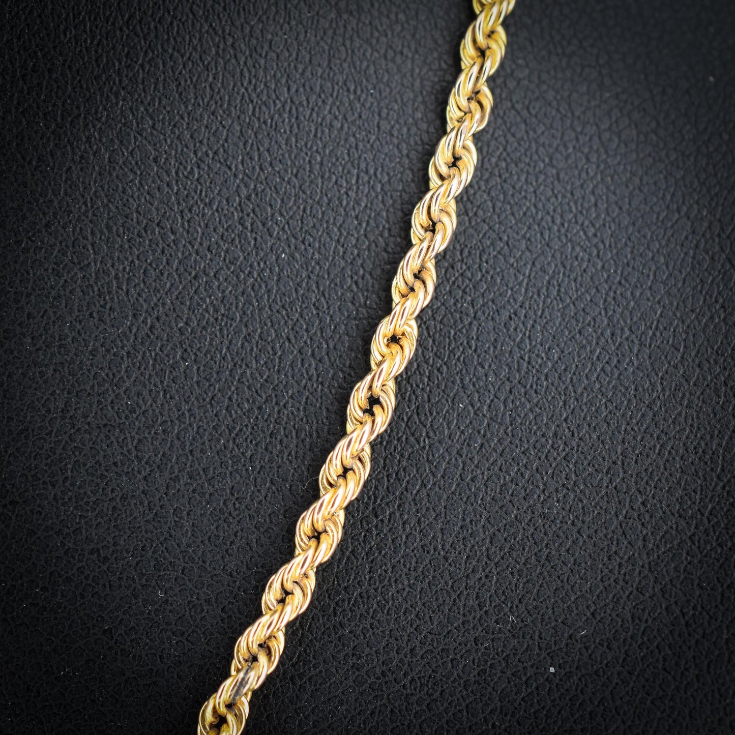 Antique 9ct Gold Rope Twist Link Chain Necklace with Barrel Clasp | 17.5"