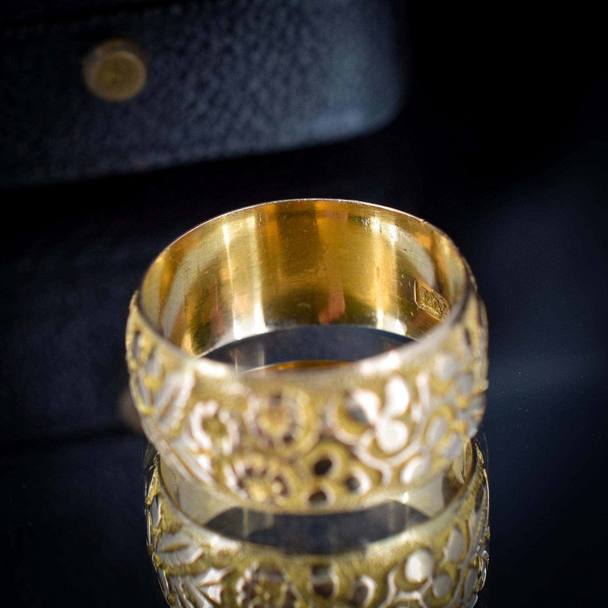 Antique Embossed Patterned Gold Wide Wedding Band Ring | Chester 1900