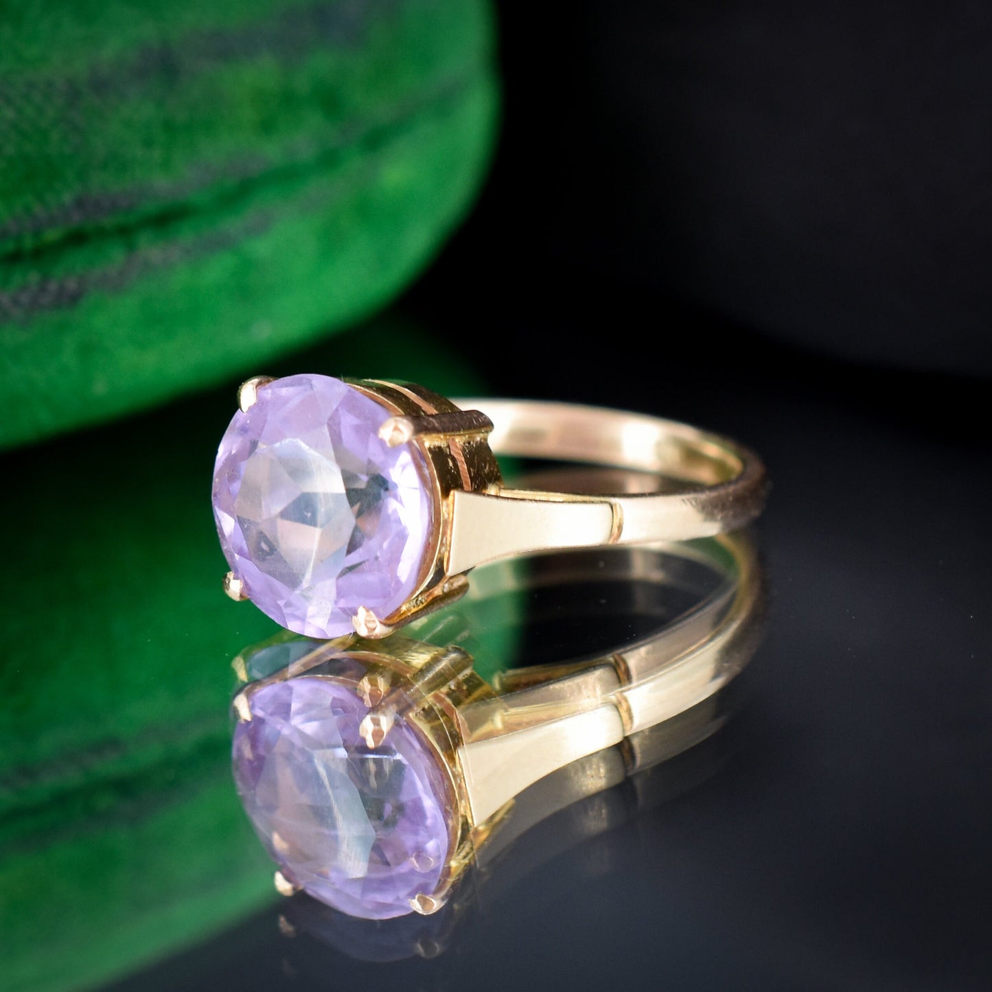 Vintage Round Cut Large Amethyst Solitaire Gold Cocktail Ring