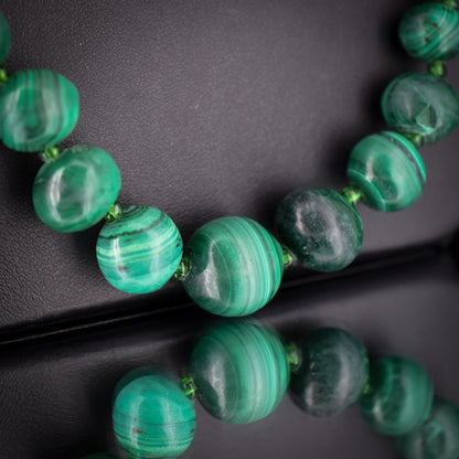 Vintage Graduated Green Malachite Beaded Necklace | 20"