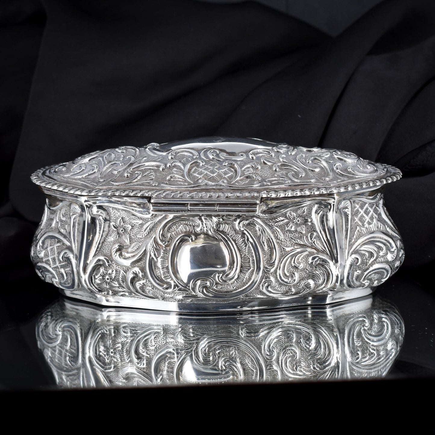 Antique Victorian '1896' Hallmarked Sterling Silver Fancy Oval Jewellery Box