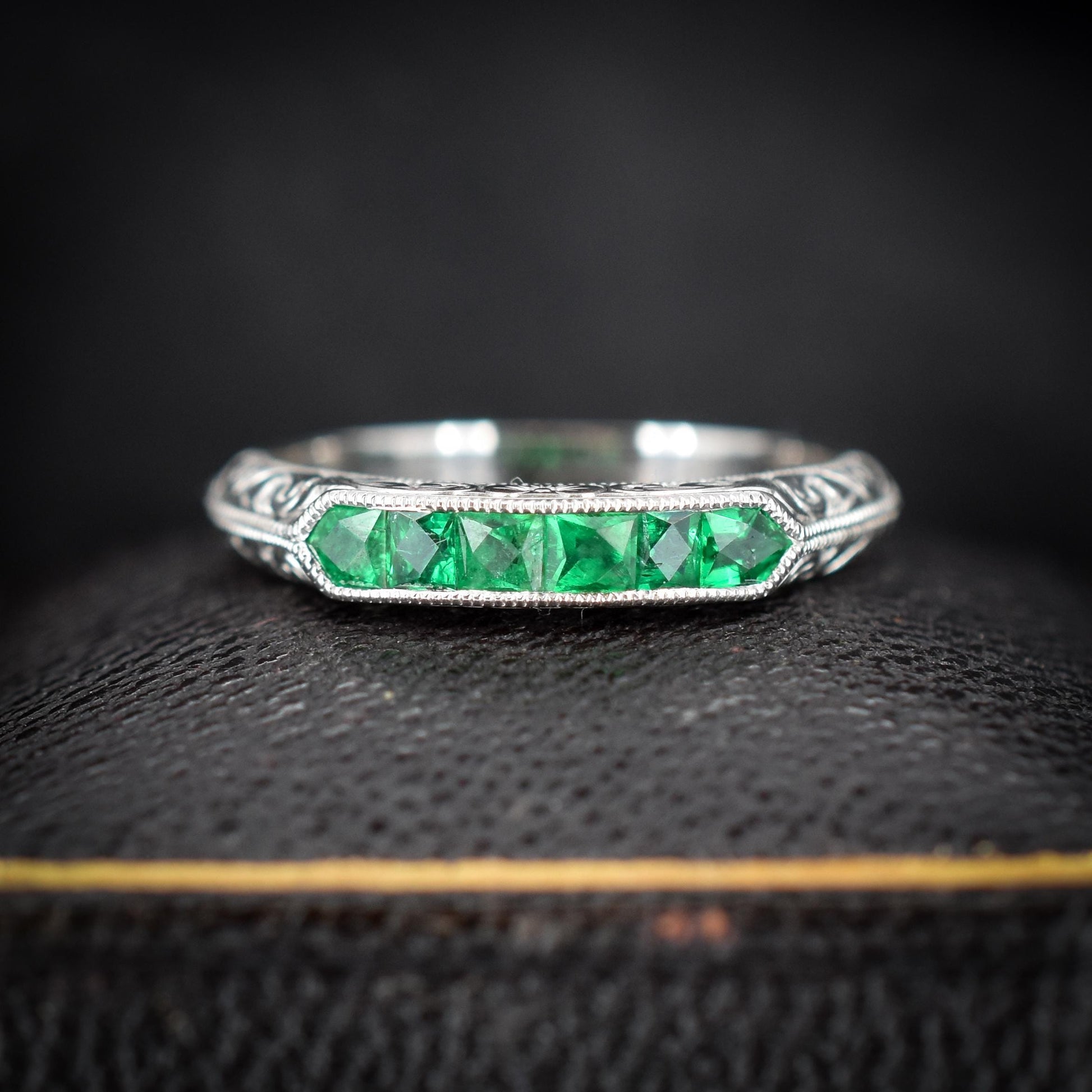 Art Deco Style Colombian Emerald Platinum Stacking Engraved Band Ring