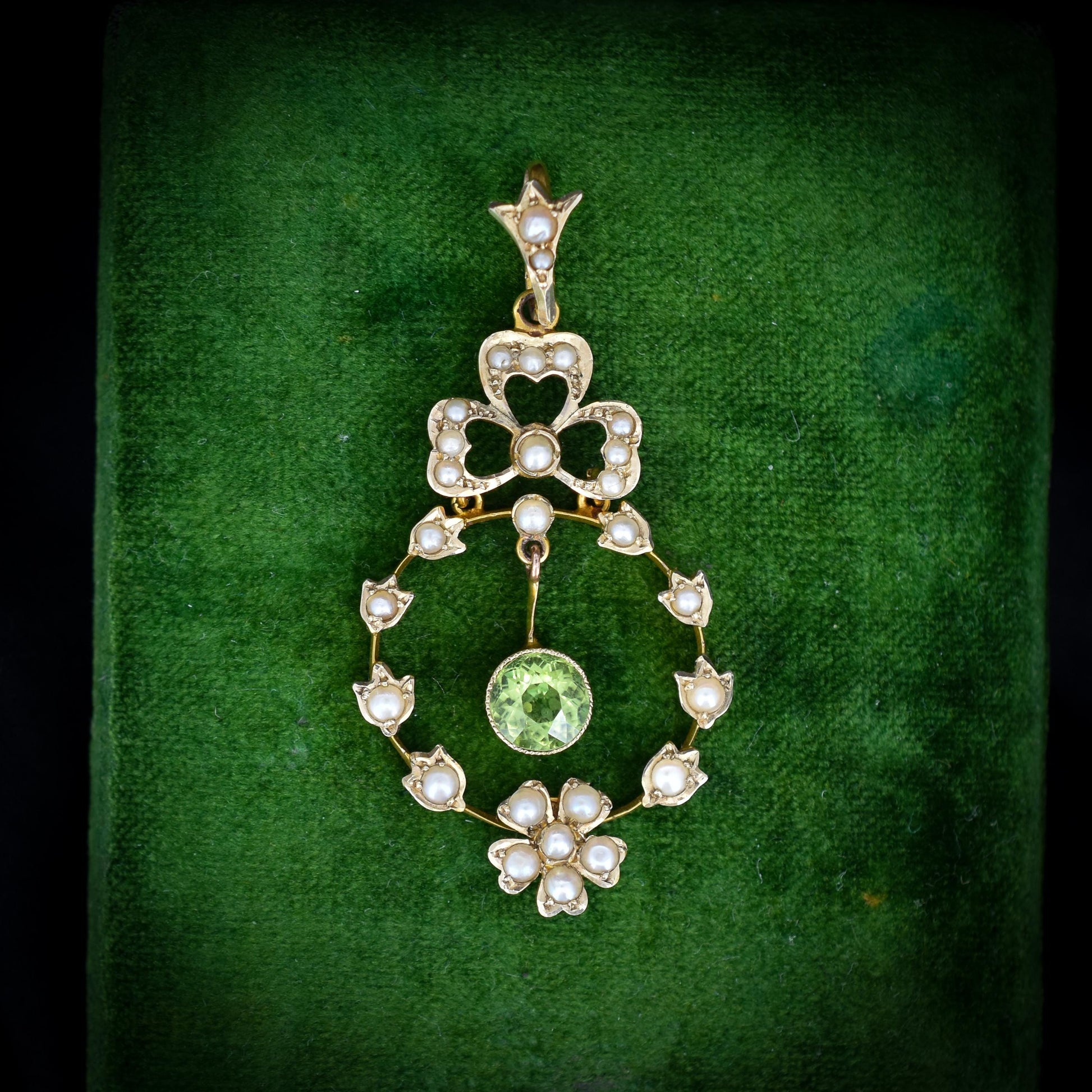 Antique Edwardian Peridot and Pearl Lavalier 9ct Yellow Gold Pendant