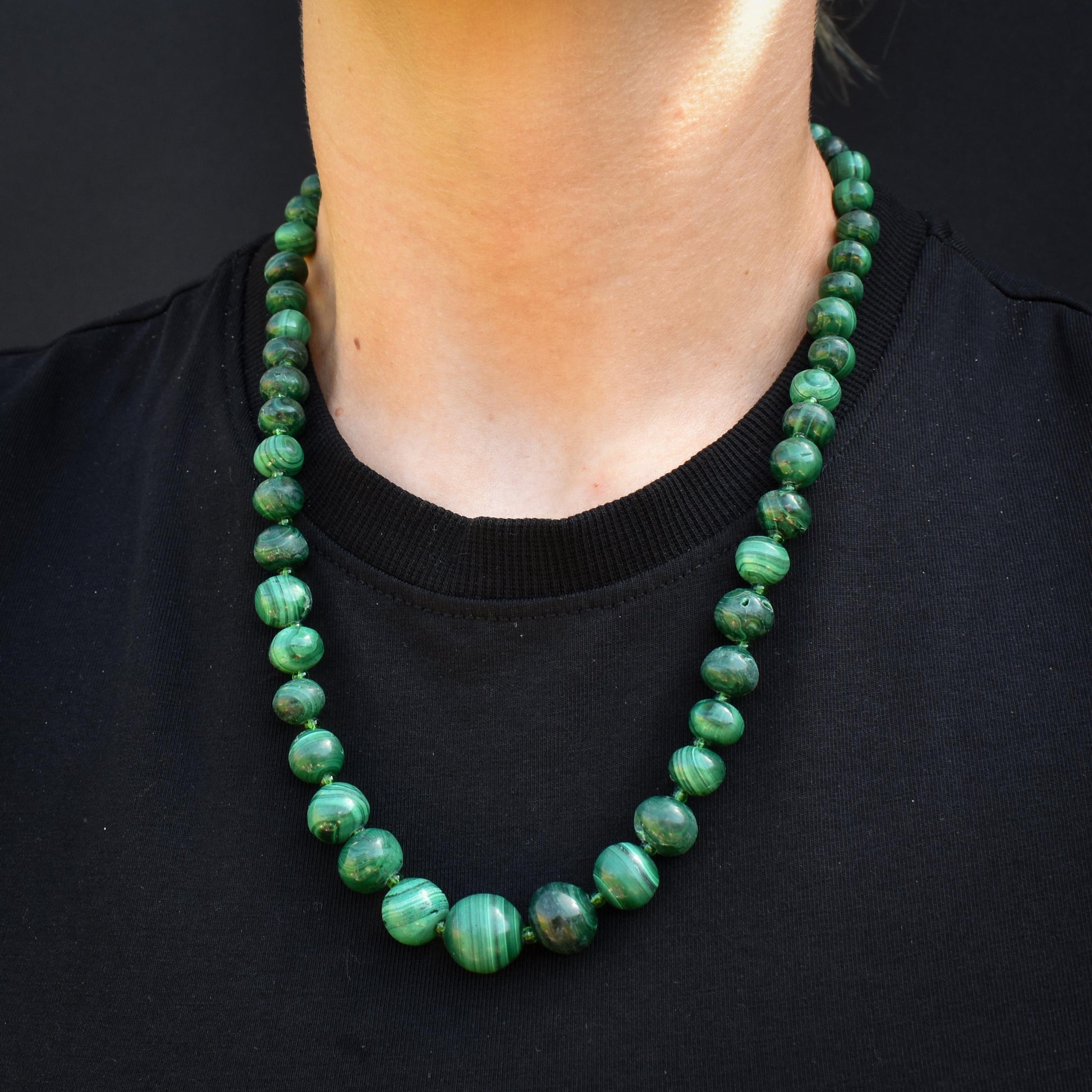 Vintage Graduated Green Malachite Beaded Necklace | 20"