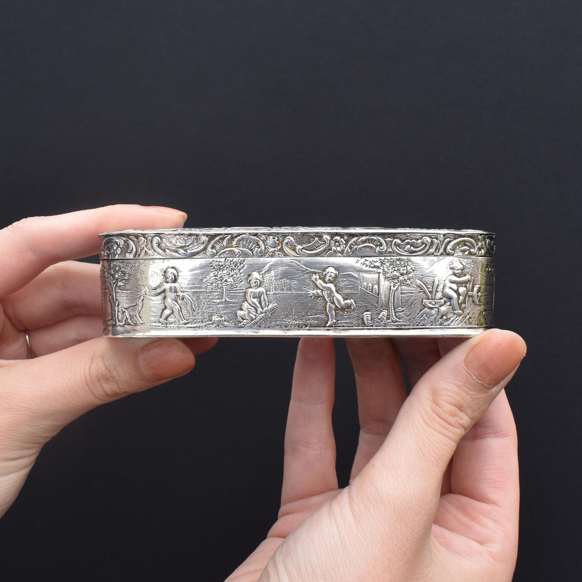 Antique German Hanau Silver Scene Jewellery Ring Box | Ludwig Neresheimer & Co