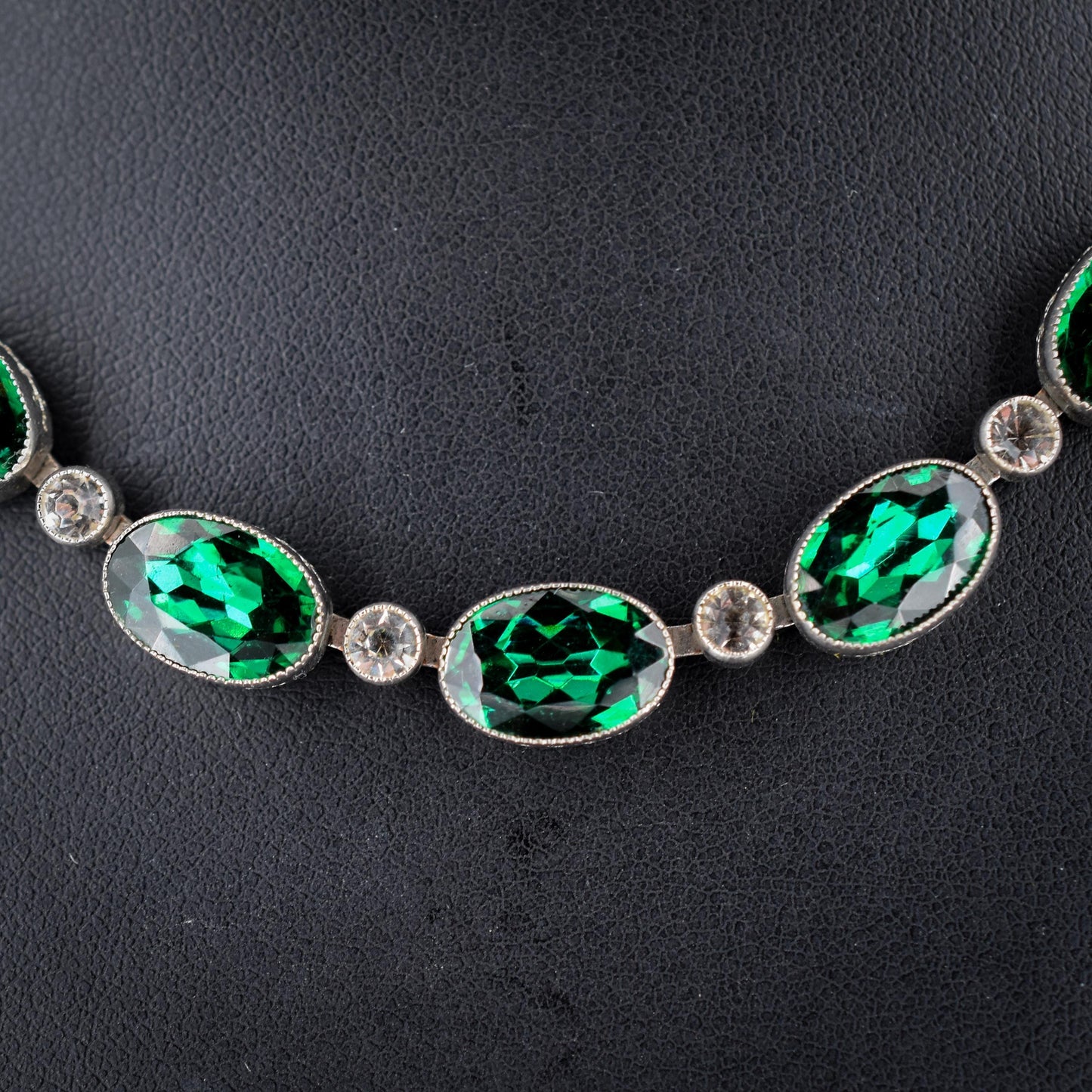 Vintage Green Paste Bezel Set Riviere Necklace | Art Deco