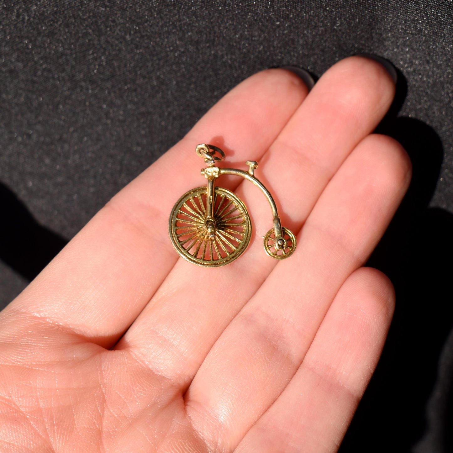 Vintage High Wheel Penny Farthing Bicycle 9ct 9K Yellow Gold Charm Pendant (2.3g) - Dated 1973