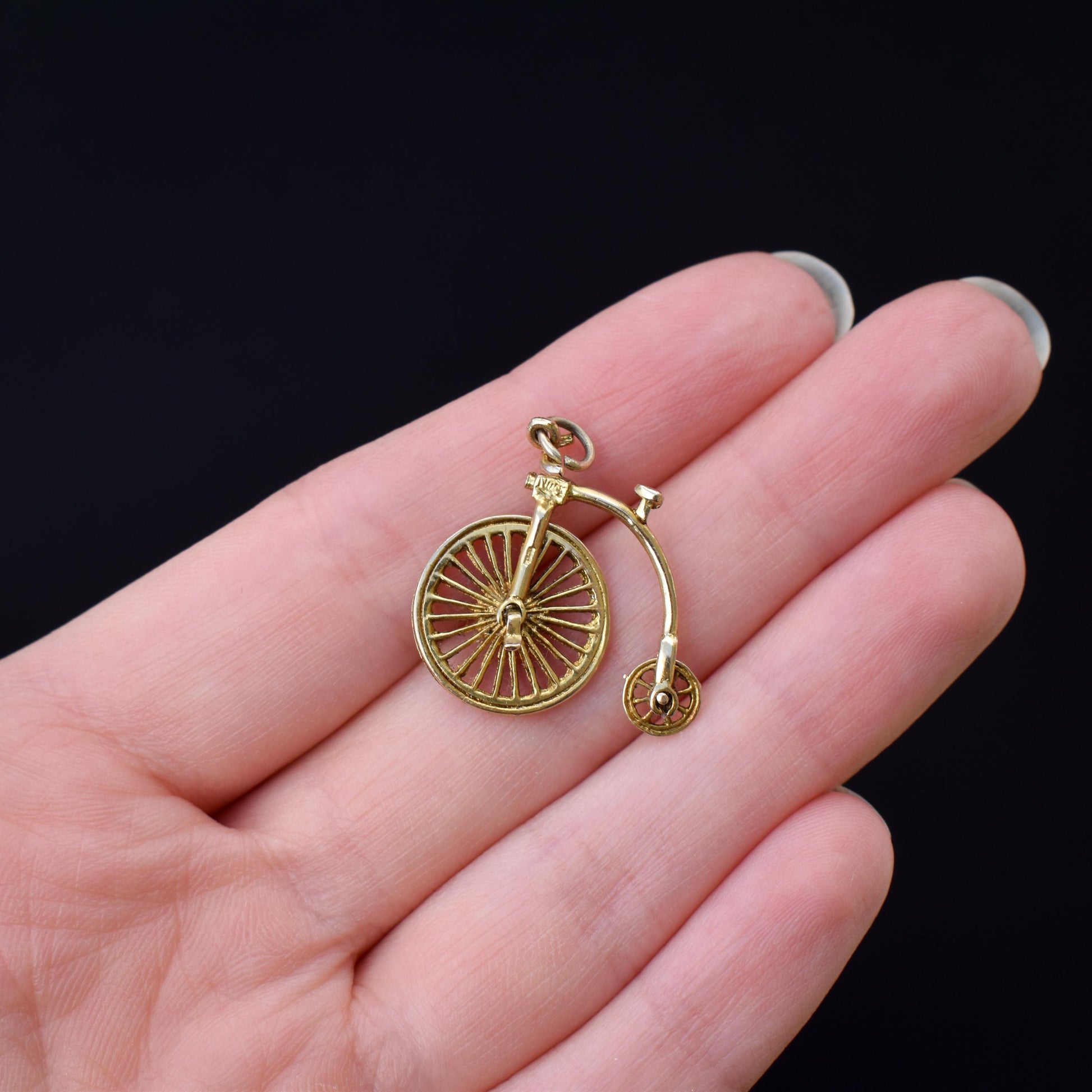 Vintage High Wheel Penny Farthing Bicycle 9ct 9K Yellow Gold Charm Pendant (2.3g) - Dated 1973