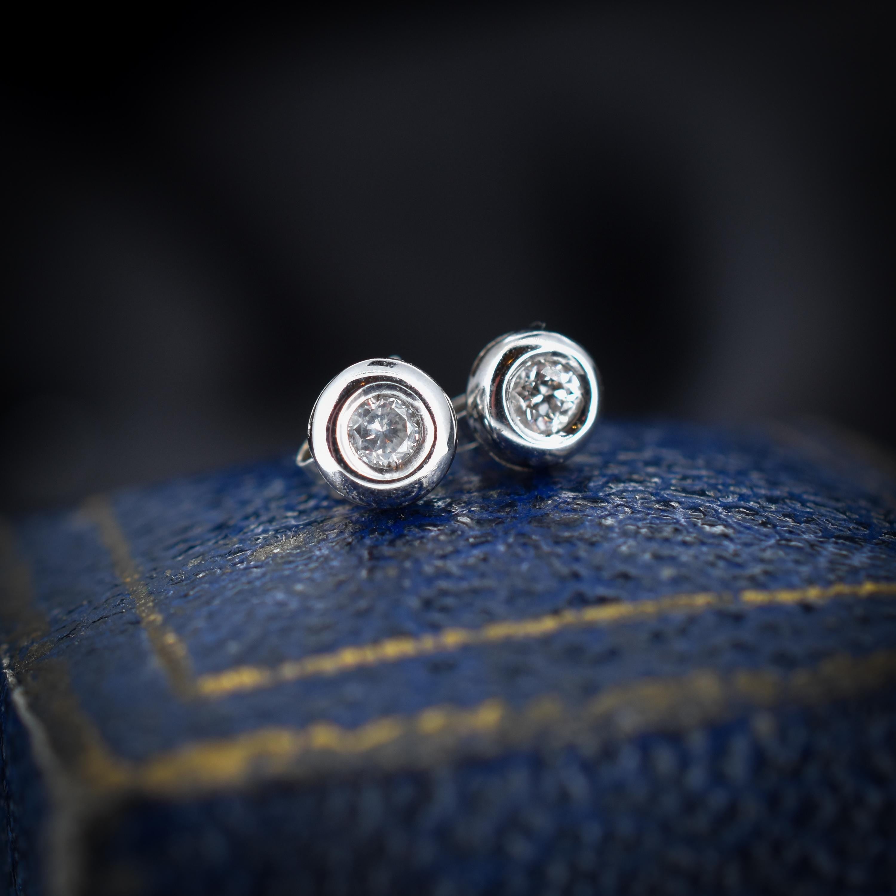 Diamond post earrings white gold clearance