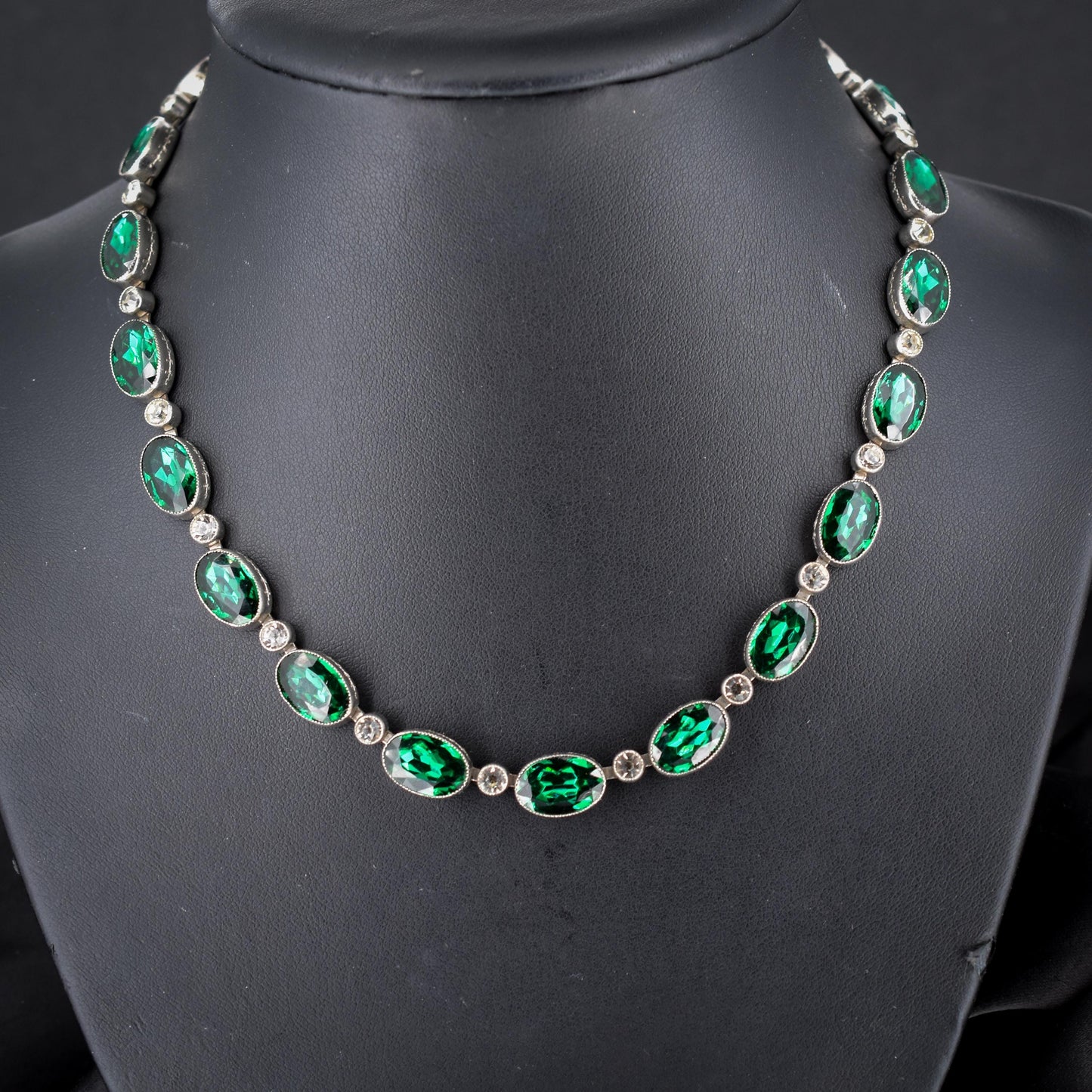 Vintage Green Paste Bezel Set Riviere Necklace | Art Deco