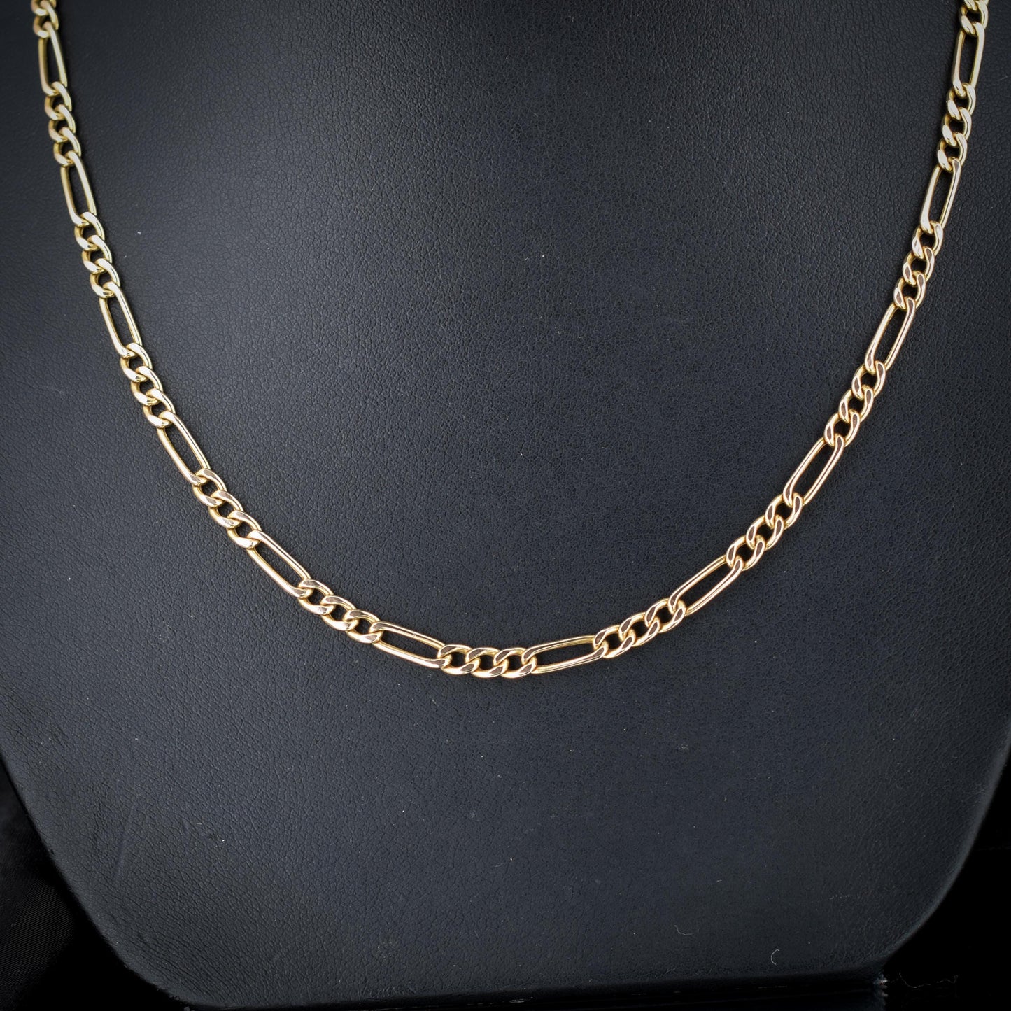 Vintage 9ct Yellow Gold Figaro 18″ Long Chain Necklace