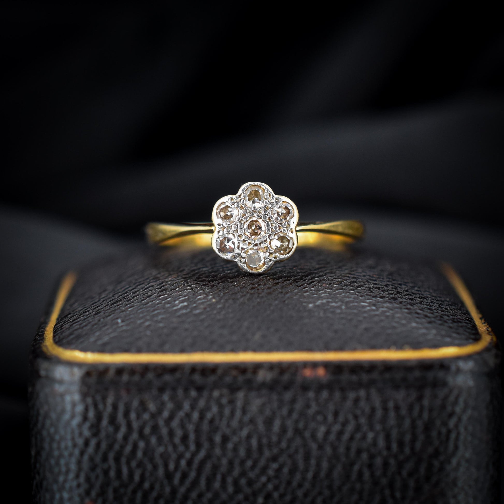 Antique Diamond Cluster Daisy 18ct Yellow Gold Ring