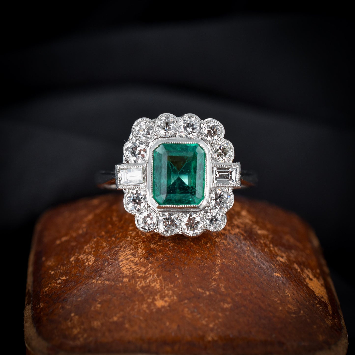 Emerald and Diamond Cluster Halo Platinum Ring | Engagement | Art Deco Style