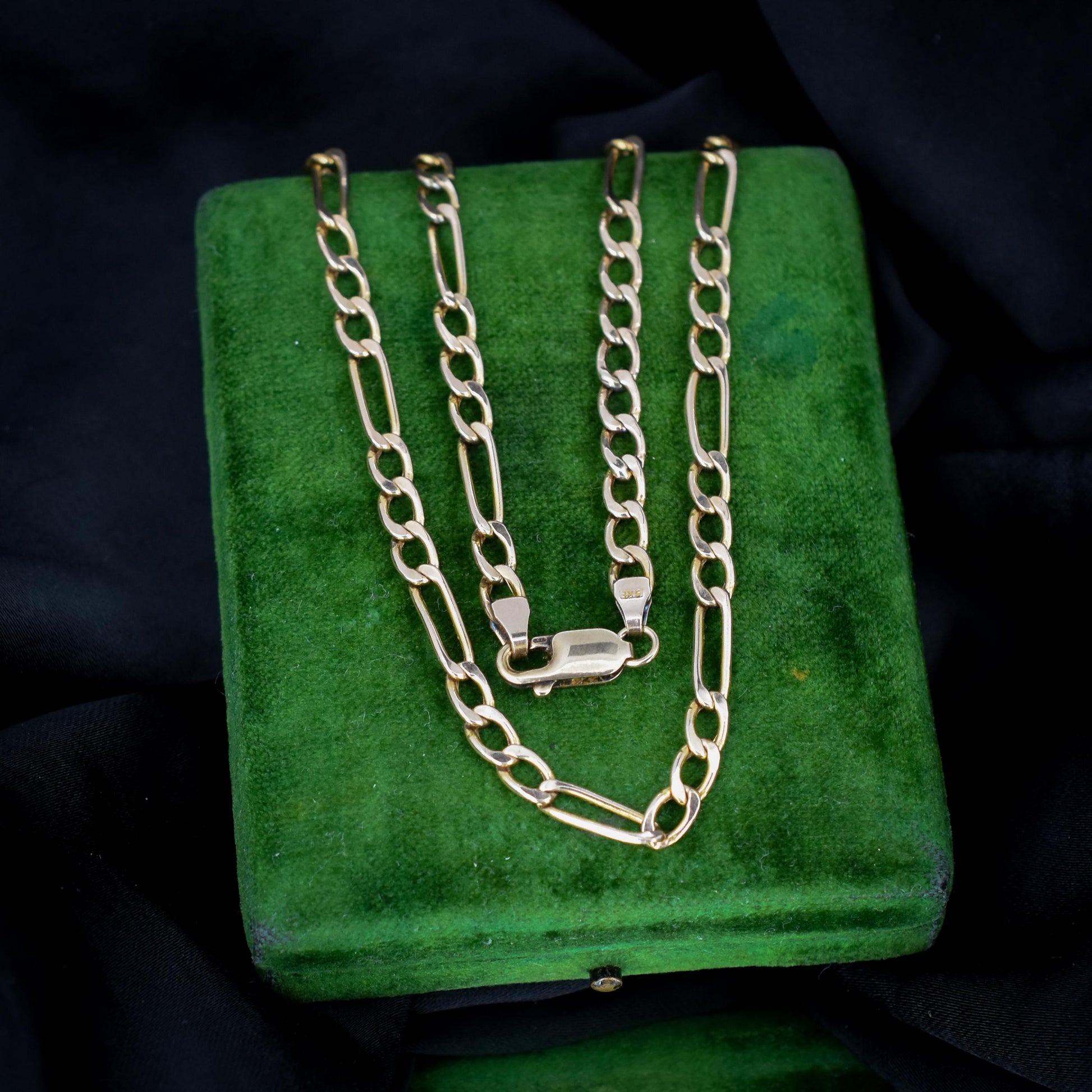 Vintage 9ct Yellow Gold Figaro 18″ Long Chain Necklace