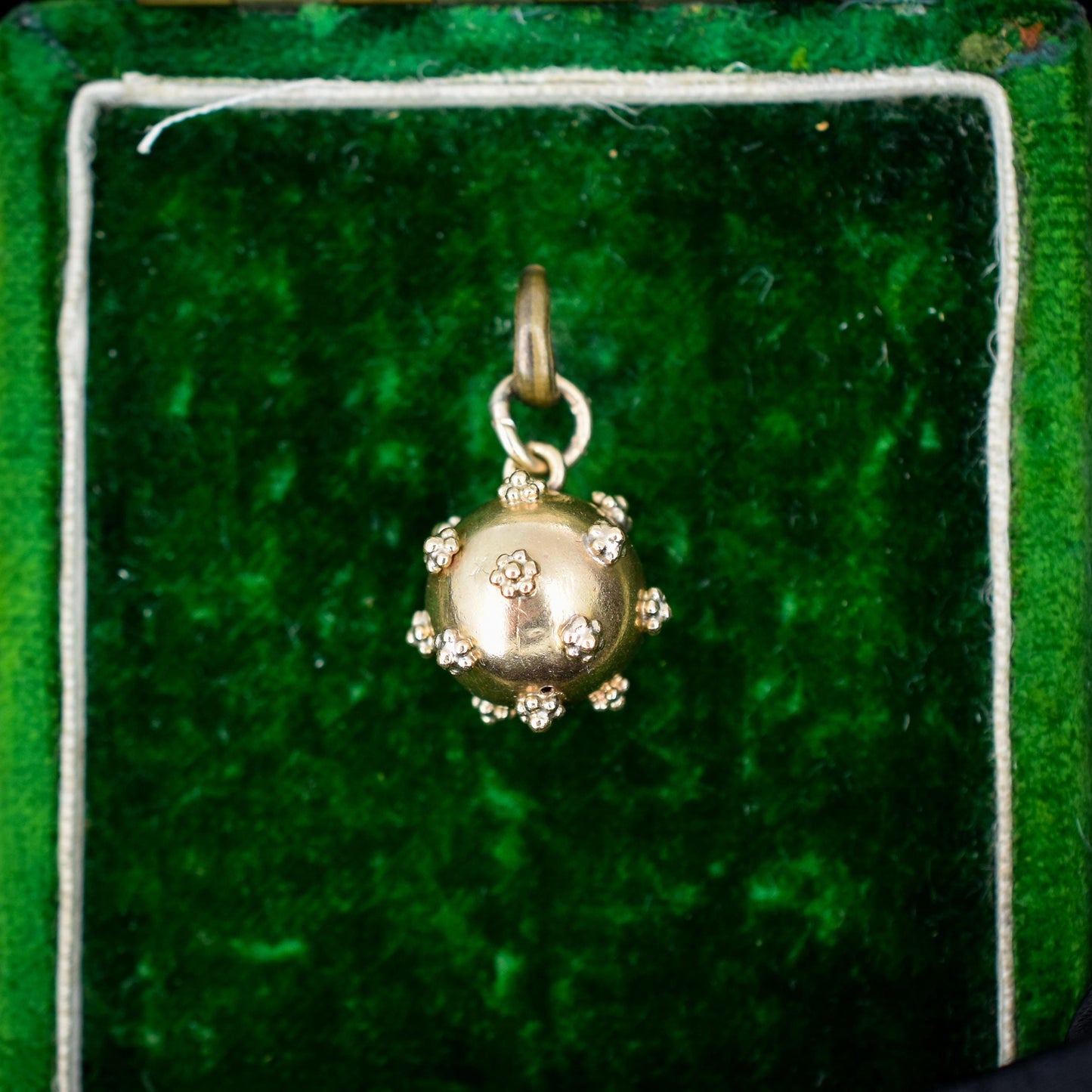 Antique Victorian 15ct Gold Fancy Ball Charm Pendant