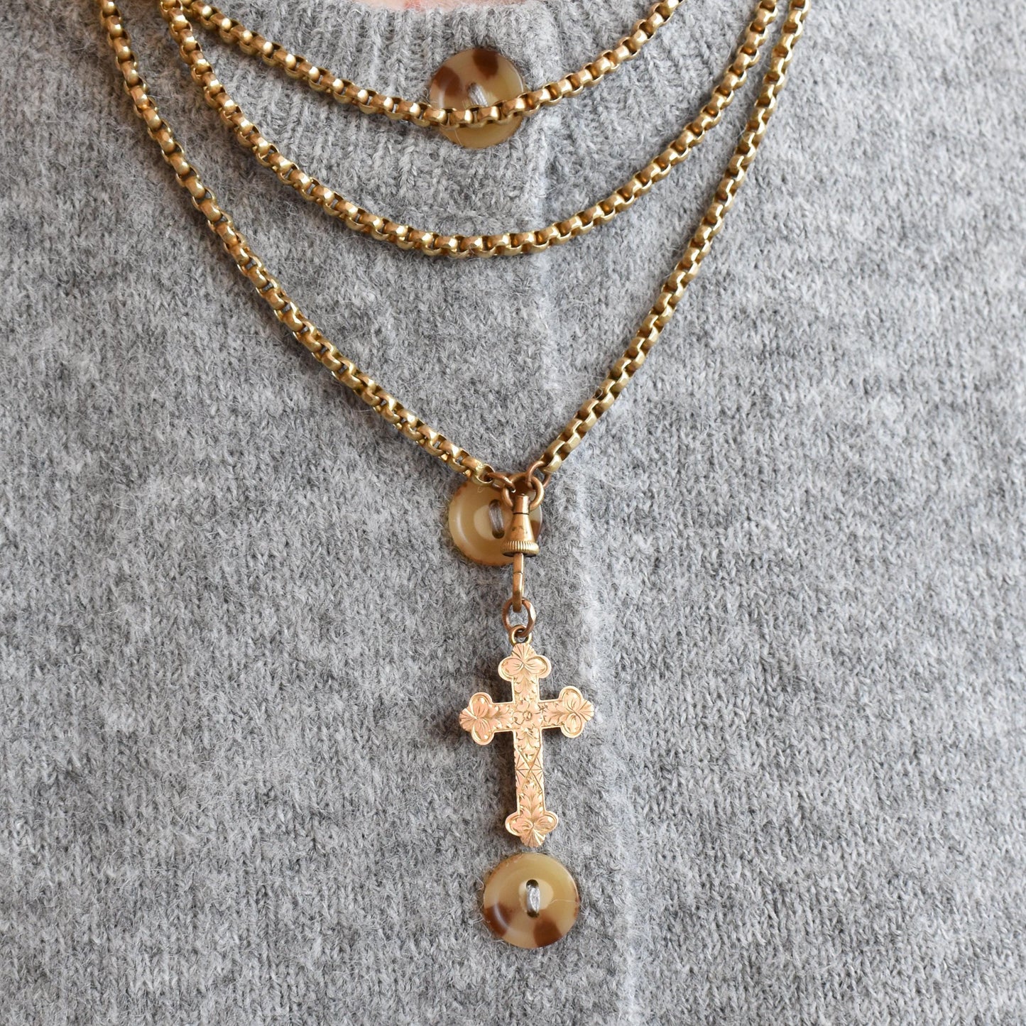 Antique Edwardian 9ct Gold Engraved Cross Pendant | Birmingham 1908