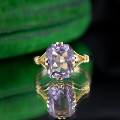 Vintage Scissor Cut Amethyst Solitaire 9ct Yellow Gold Ring