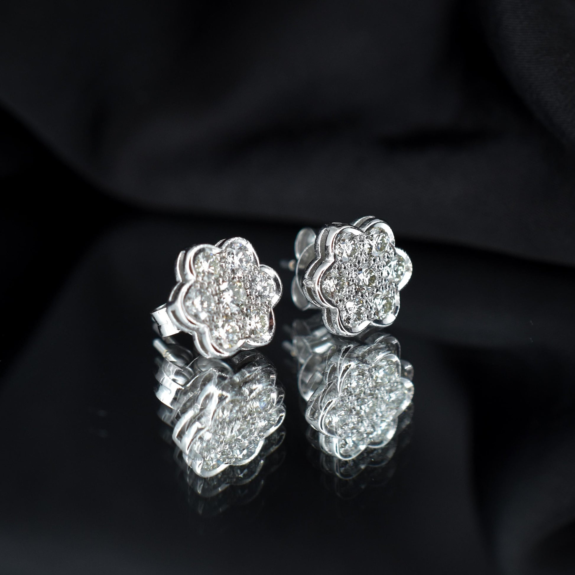 Diamond Daisy 18ct White Gold Flower Cluster Stud Earrings