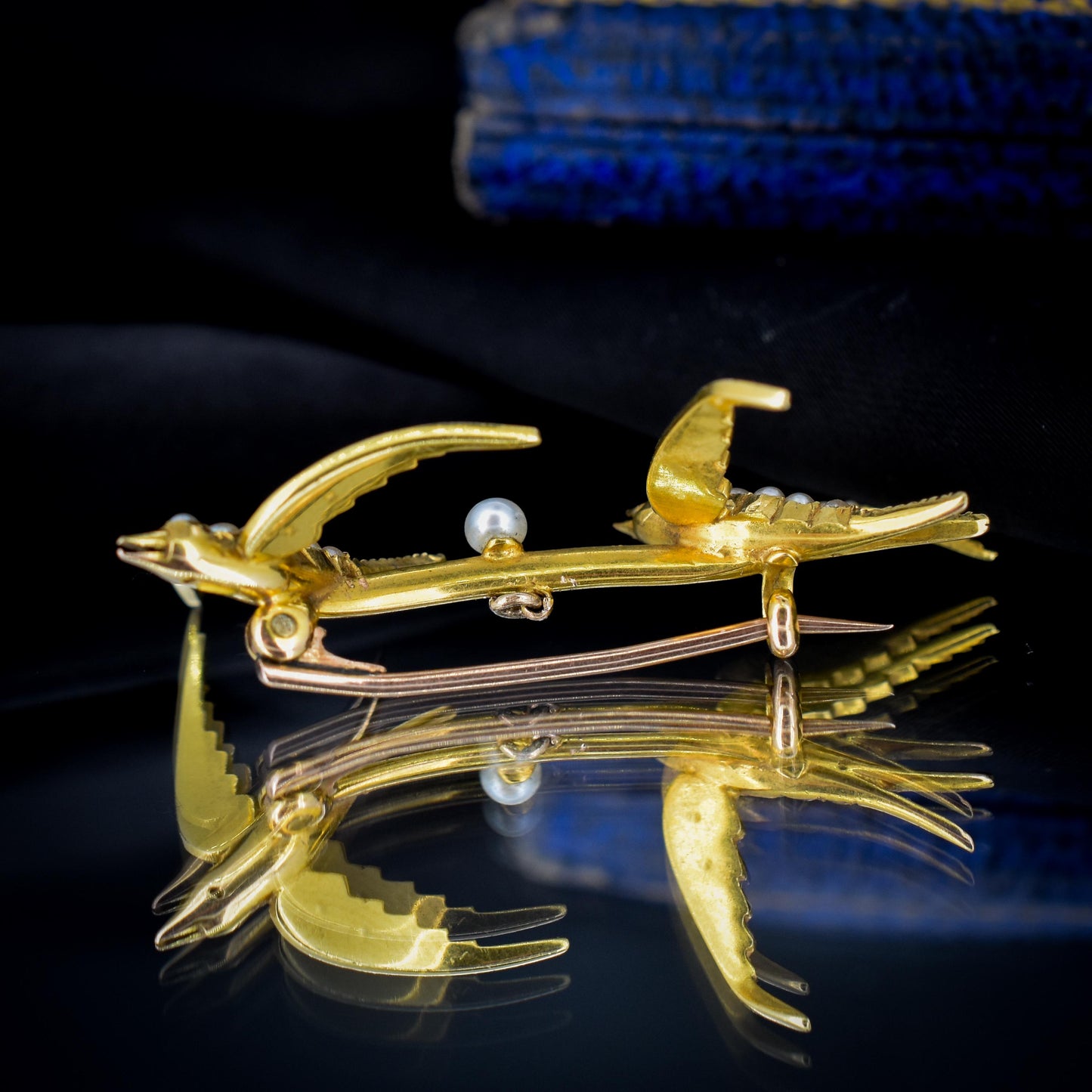 Antique Victorian Pearl Swallow Bird 15ct Gold Brooch Pin