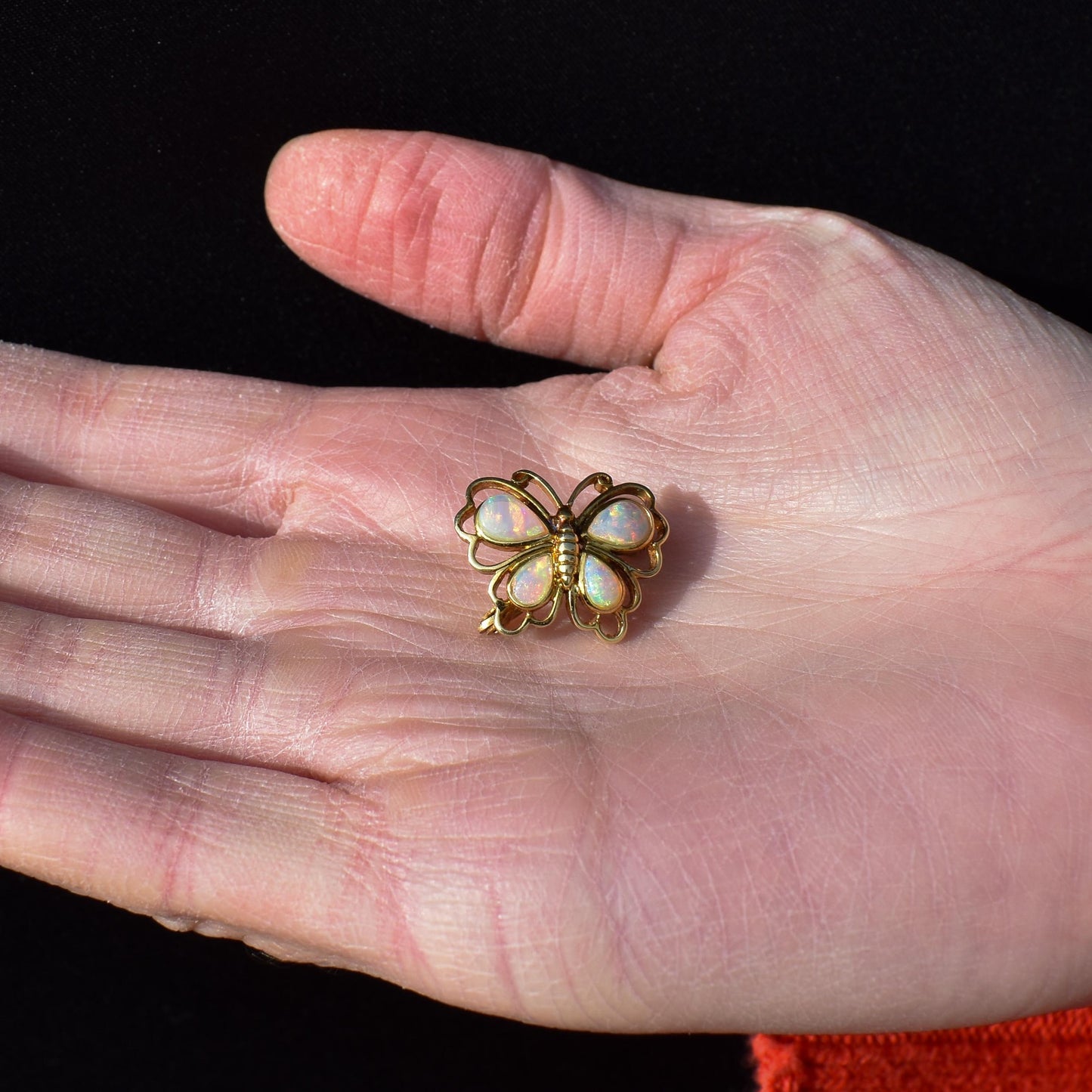 Vintage Natural Opal Butterfly 14ct Gold Brooch Pin