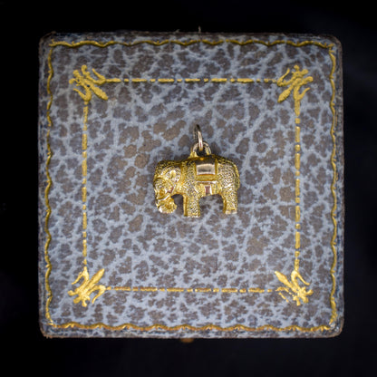 Vintage 9ct Yellow Gold Solid Elephant Animal Charm Pendant | Dated 1947