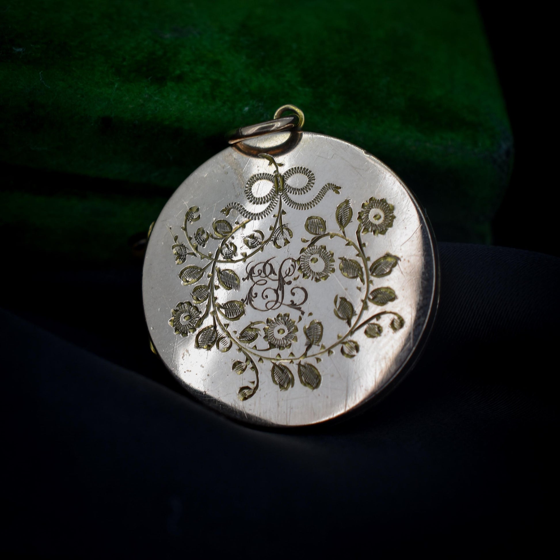 Antique 9ct Gold Round Flower Swallow Bird Locket Pendant - Initialled 'EL'