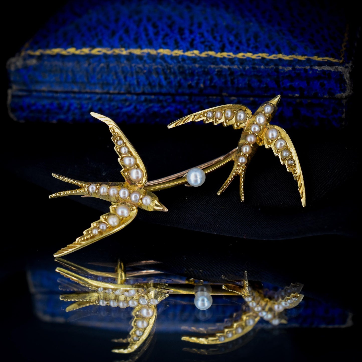 Antique Victorian Pearl Swallow Bird 15ct Gold Brooch Pin