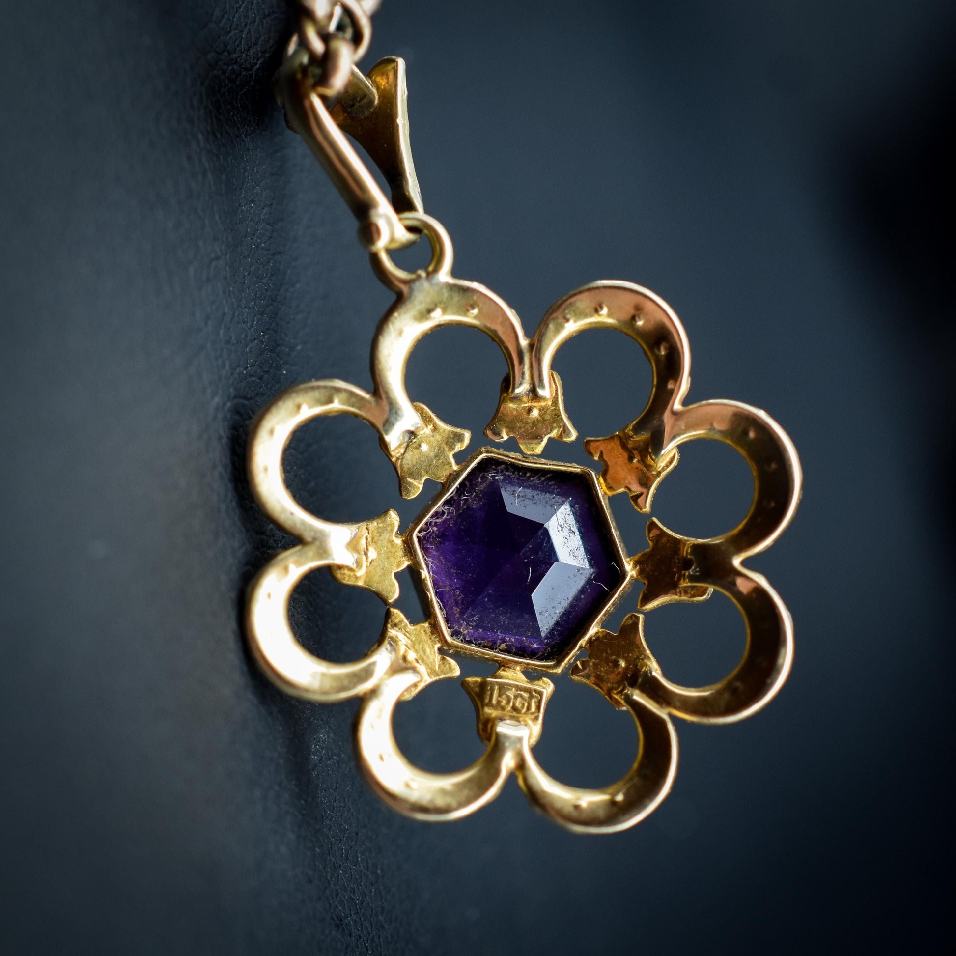 Antique 15ct Gold Amethyst and Pearl Flower Pendant