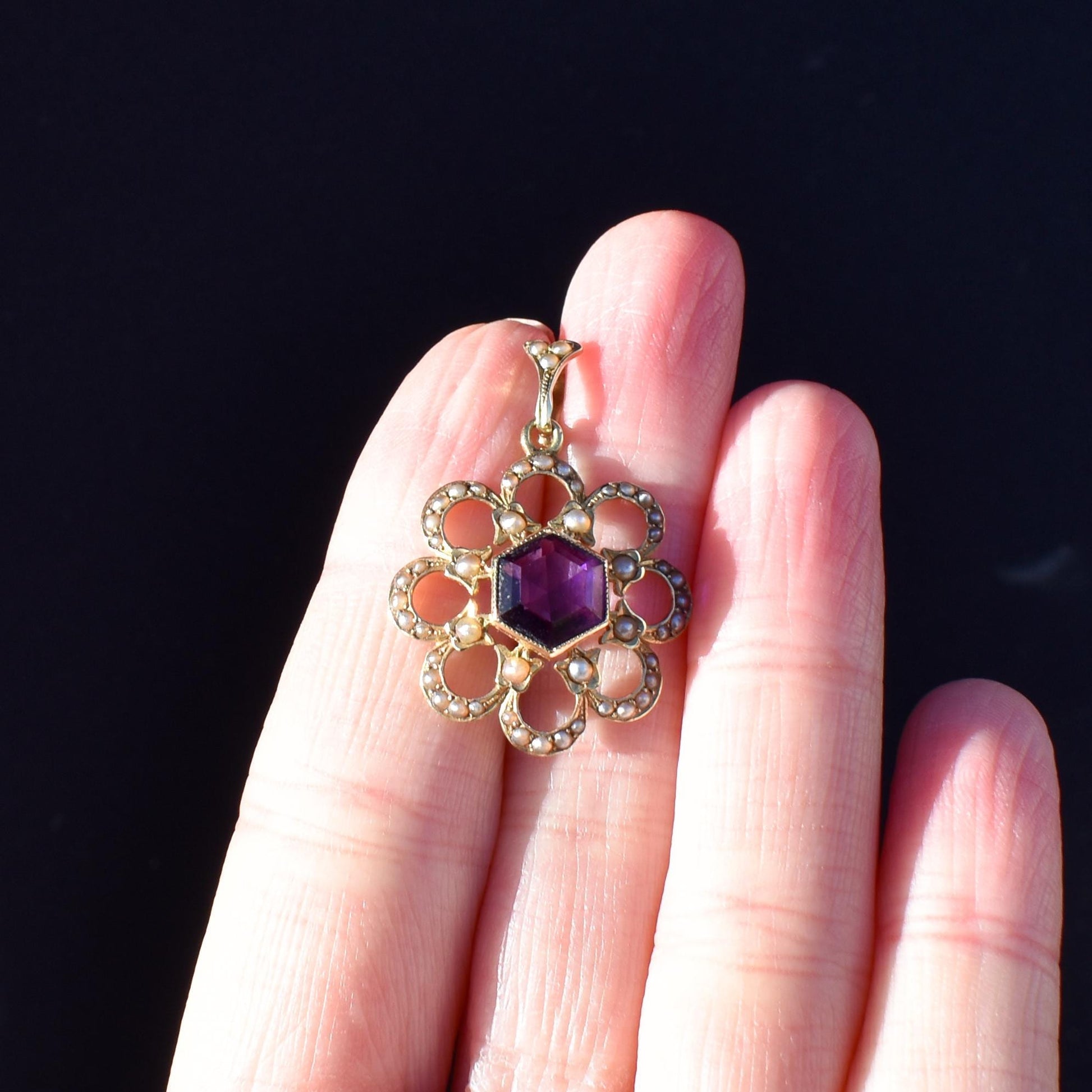 Antique 15ct Gold Amethyst and Pearl Flower Pendant