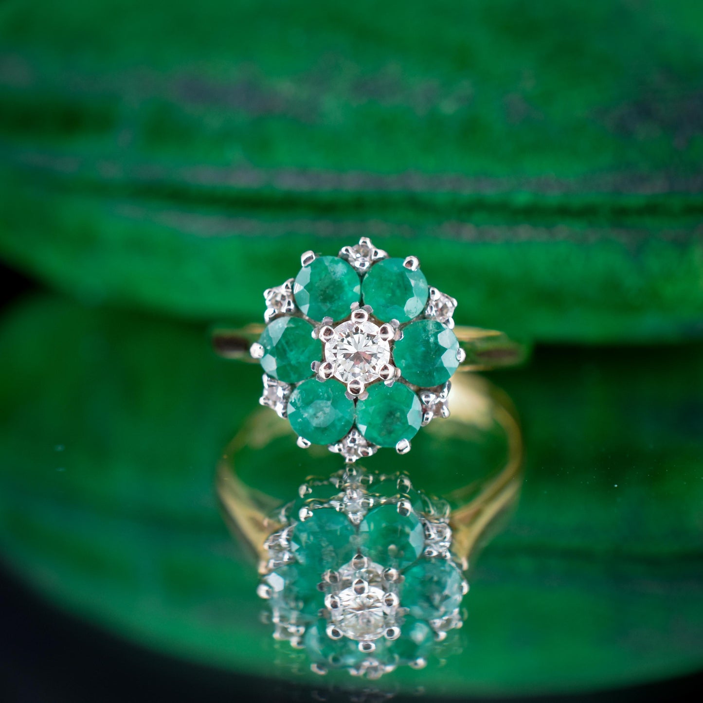 Vintage Emerald and Diamond Flower Cluster 18ct Gold Ring