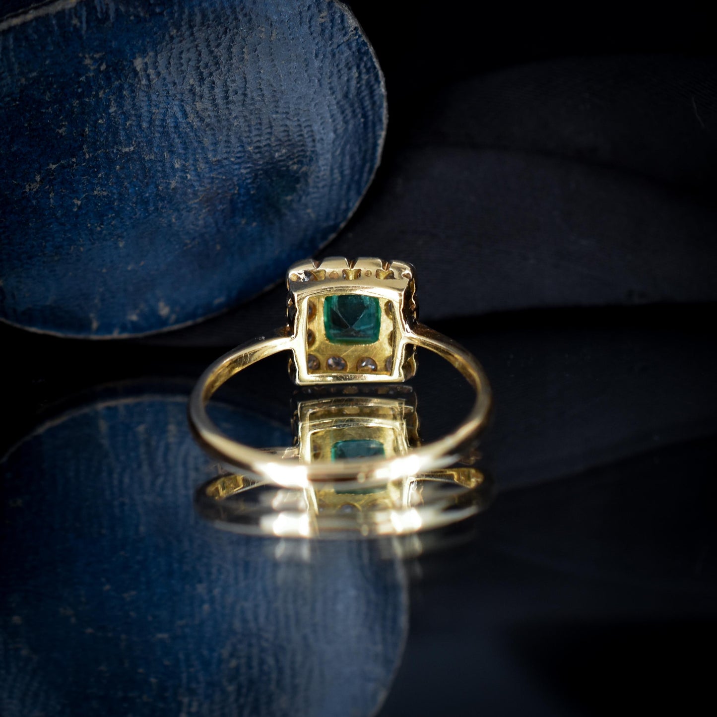 Antique Emerald and Diamond Square Cluster Halo 18ct Gold Ring