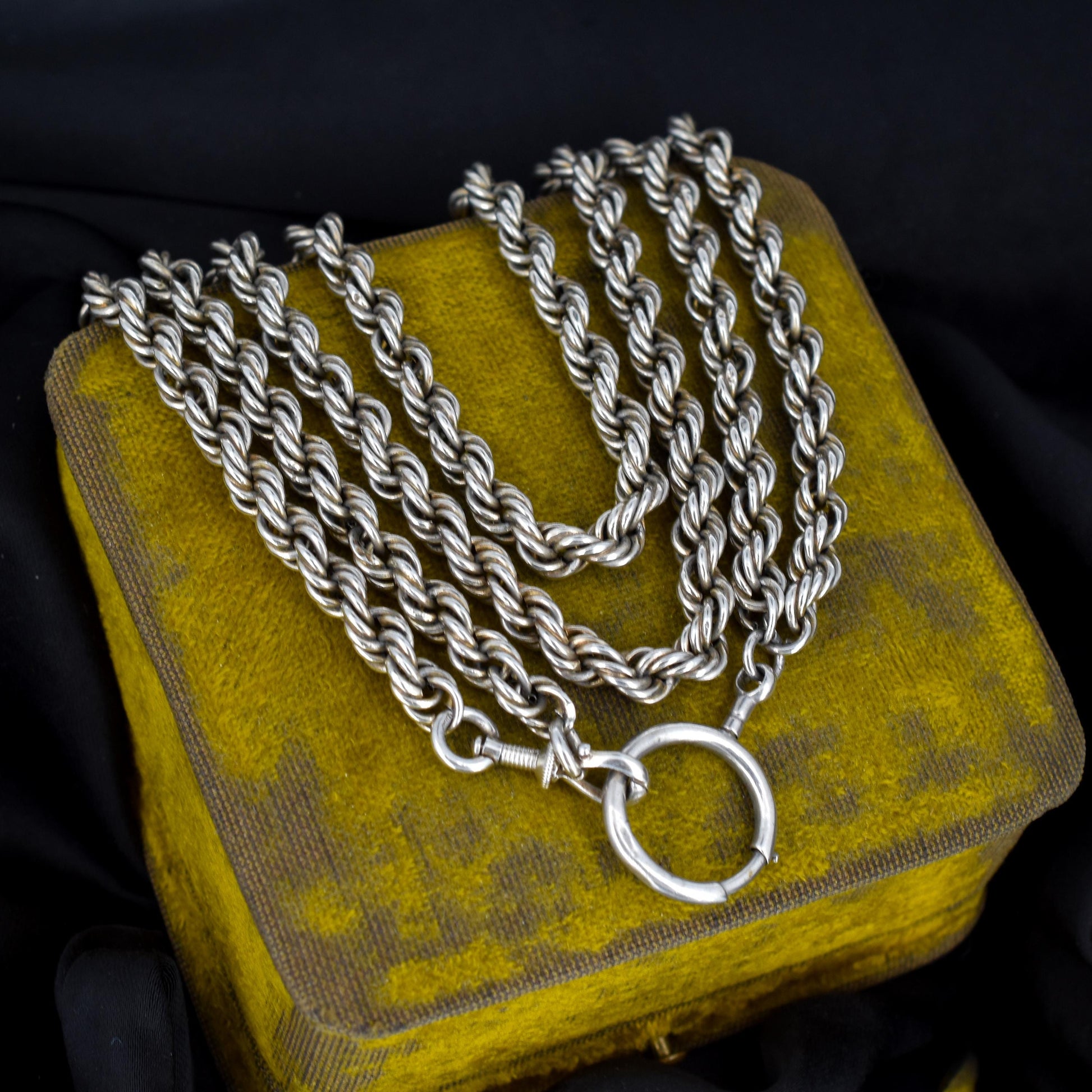 Antique Long Rope Twist Silver Chain with Large Bolt Ring and Screw Dog Clip