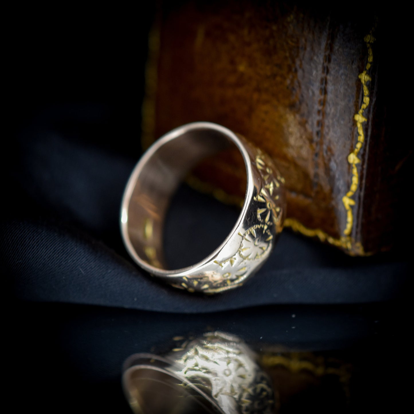 Antique Engraved Patterned Gold Wide Wedding Band Ring | Chester 1900