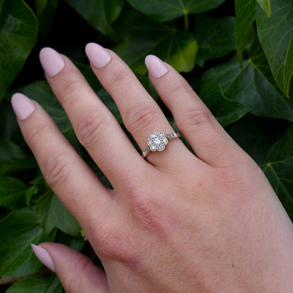 Antique Diamond Cluster Daisy 18ct Gold and Platinum Ring