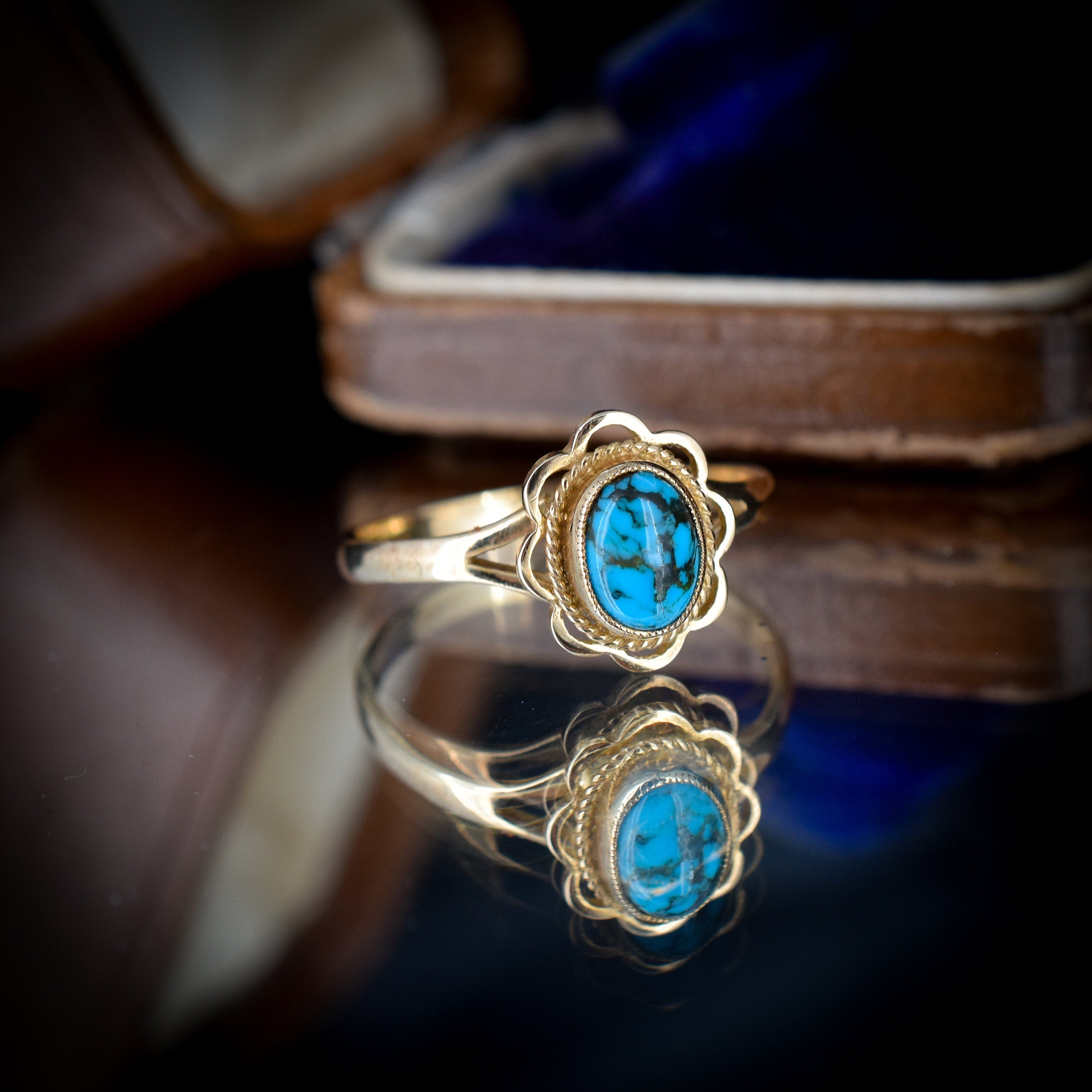 Vintage turquoise outlet ring. 9ct gold turquoise solitaire ring.